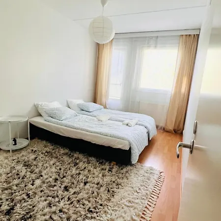 Spacious Retreat With Private Sauna * Helsinki