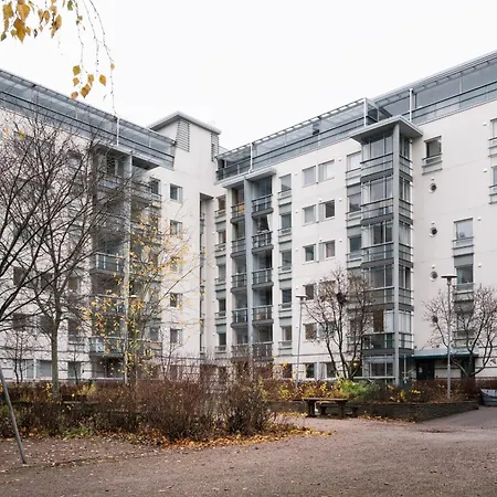 Spacious 2br Retreat With Private Sauna