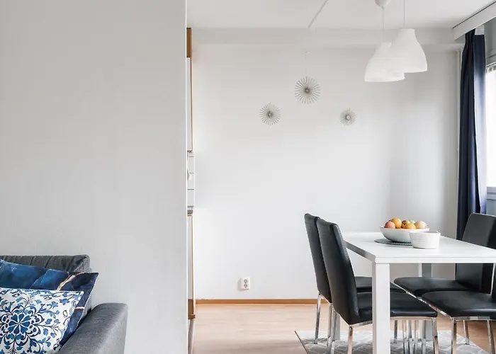 Spacious 2br Retreat With Private Sauna *