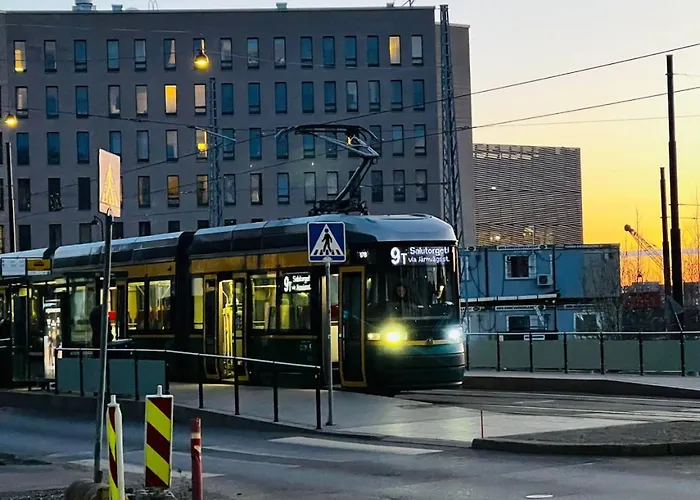 Spacious 2br Retreat With Private Sauna 아파트 *