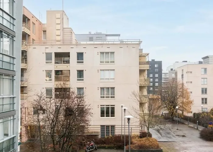 Apartment Spacious 2br Retreat With Private Sauna *