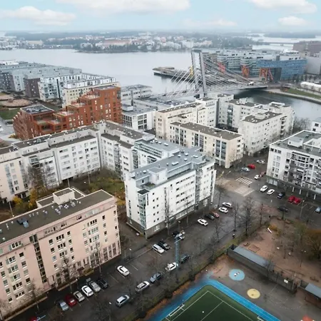 Spacious 2br Retreat With Sauna Huoneisto *